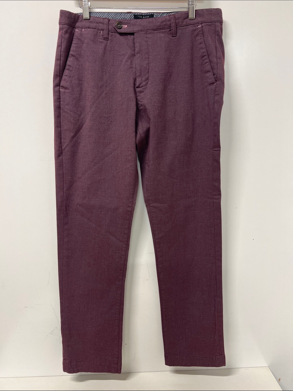 Ted Baker London Men's Volveck Stretch Chino, 33 Reg., Flat Front, Purple